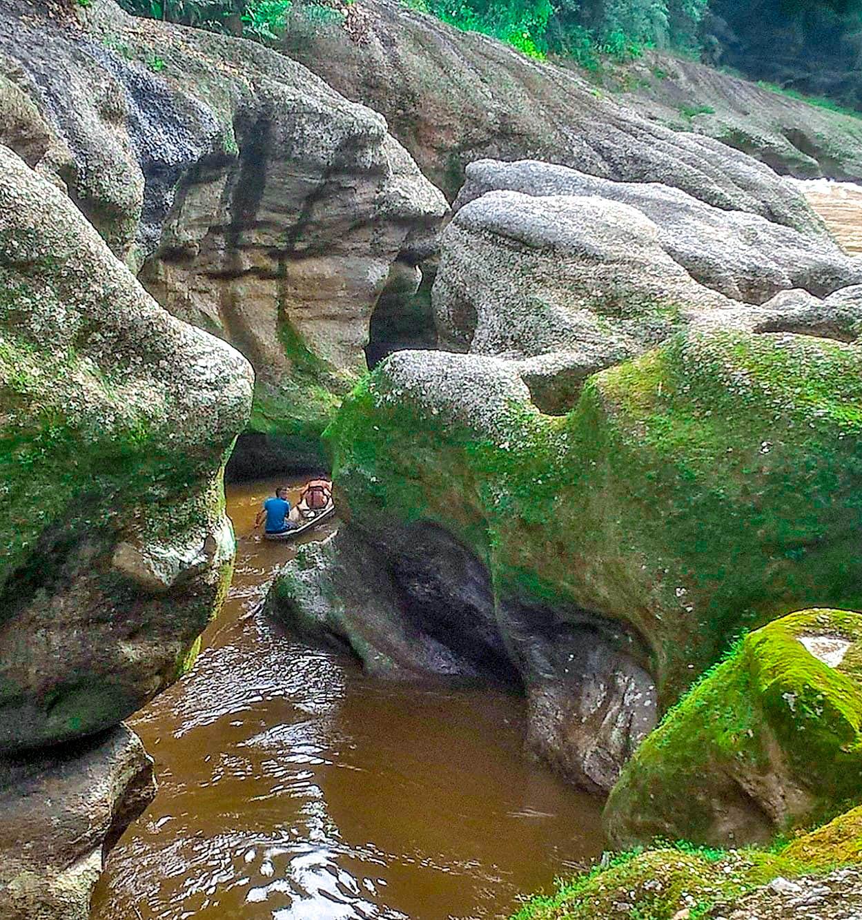 Rocas labradas por el agua en el cañón del Dantayaco