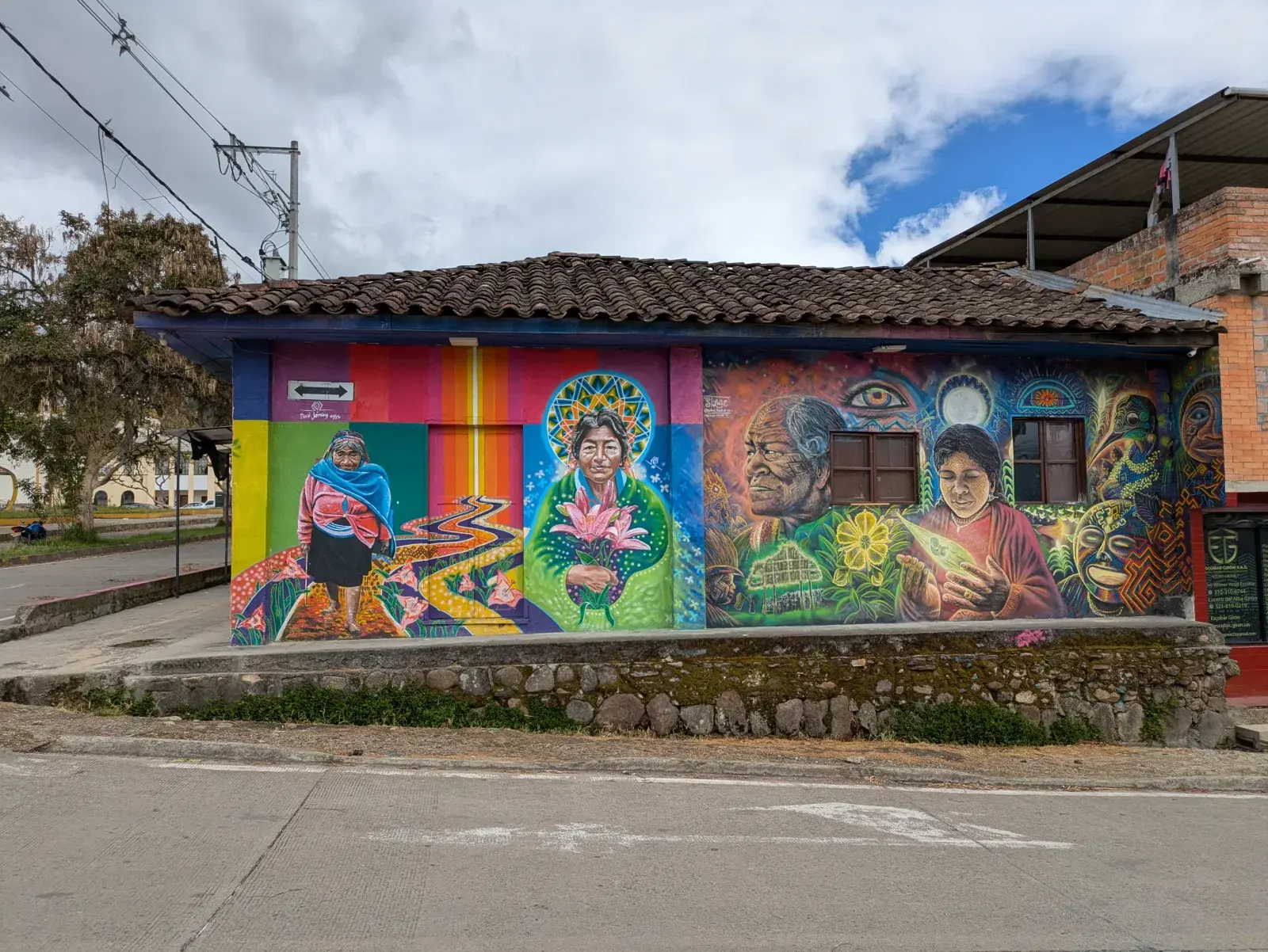 Mural de arte indígena en Sibundoy, Valle de Sibundoy, Putumayo